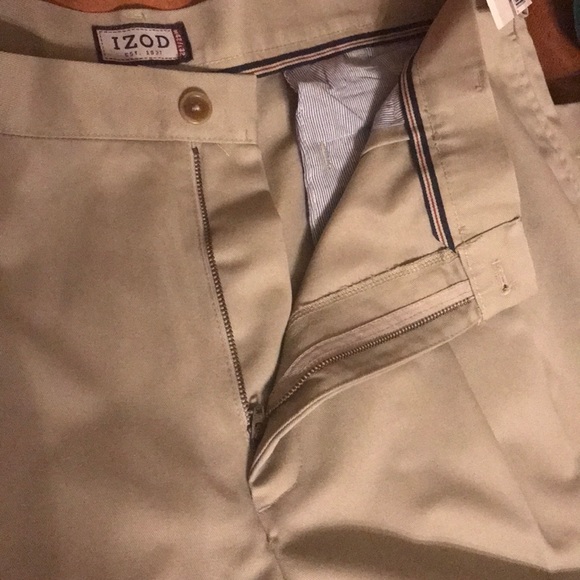 Izod Khakis/slacks - Picture 2 of 11